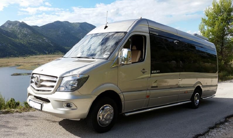 Styria: Buses booking in Murau in Murau and Austria